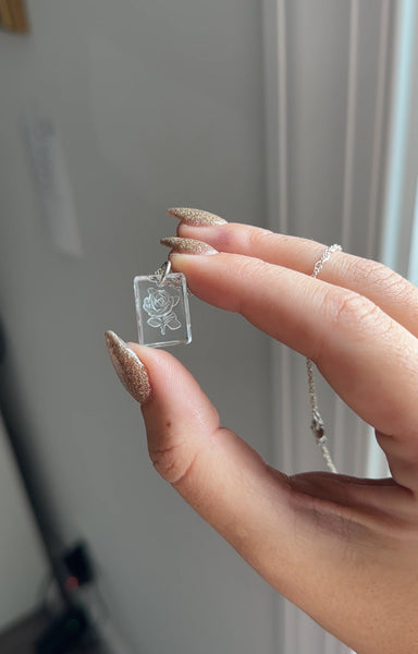 Fiora Frosted Glass Necklace