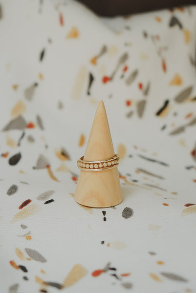 Dot Ring