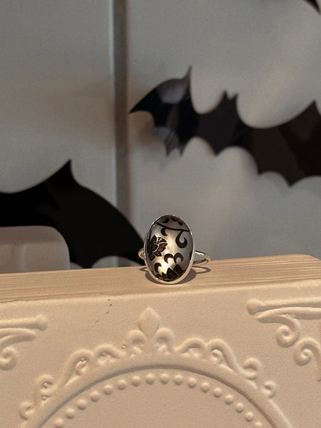 Ethel Noir Floral Ring