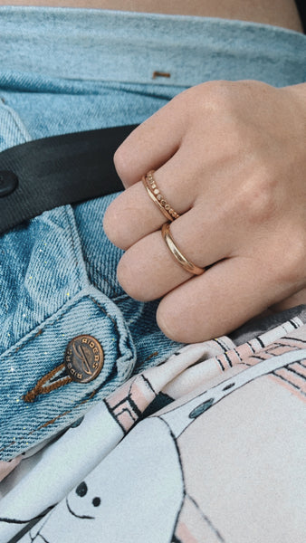 Thick Ring