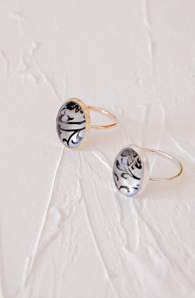 Ethel Noir Floral Ring