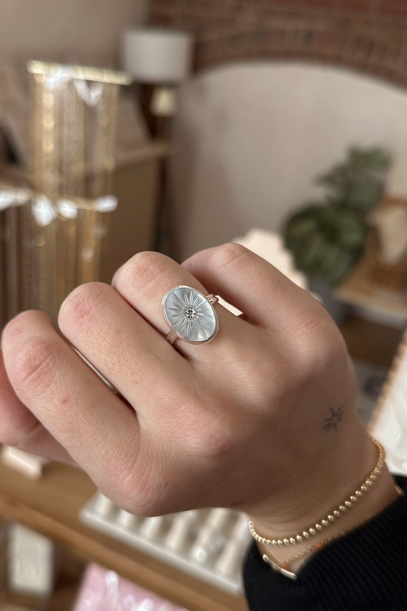 Frosted Vintage Starburst Ring