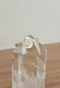 Clear Glass Daisy Ring